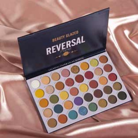 Reverse Planet 40 Color Eyeshadow Palette